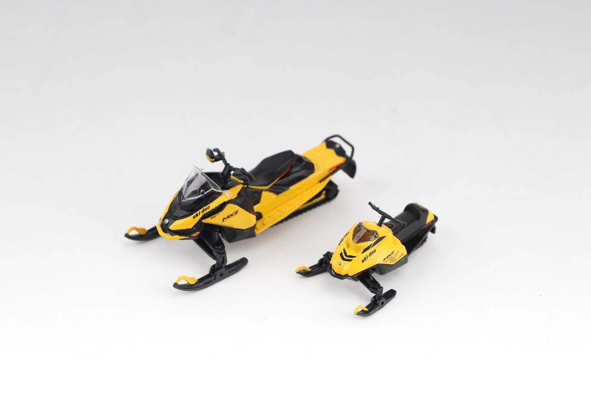 Set MXZ Blizzard + MXZ 120cc Kids - 1:32